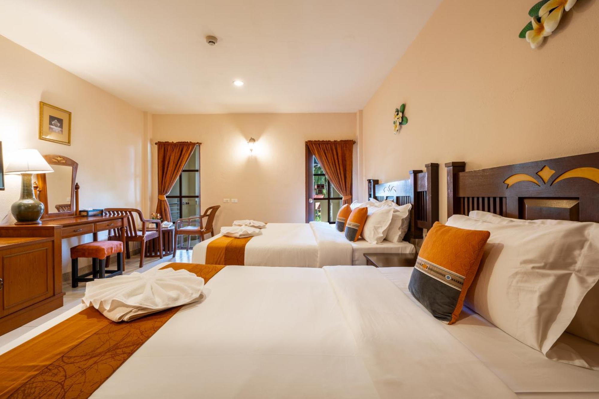 Phuket Leelavadee Hua Ting Resort Patong Екстер'єр фото