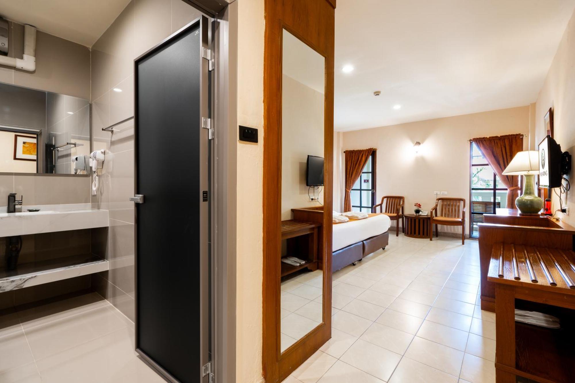 Phuket Leelavadee Hua Ting Resort Patong Екстер'єр фото