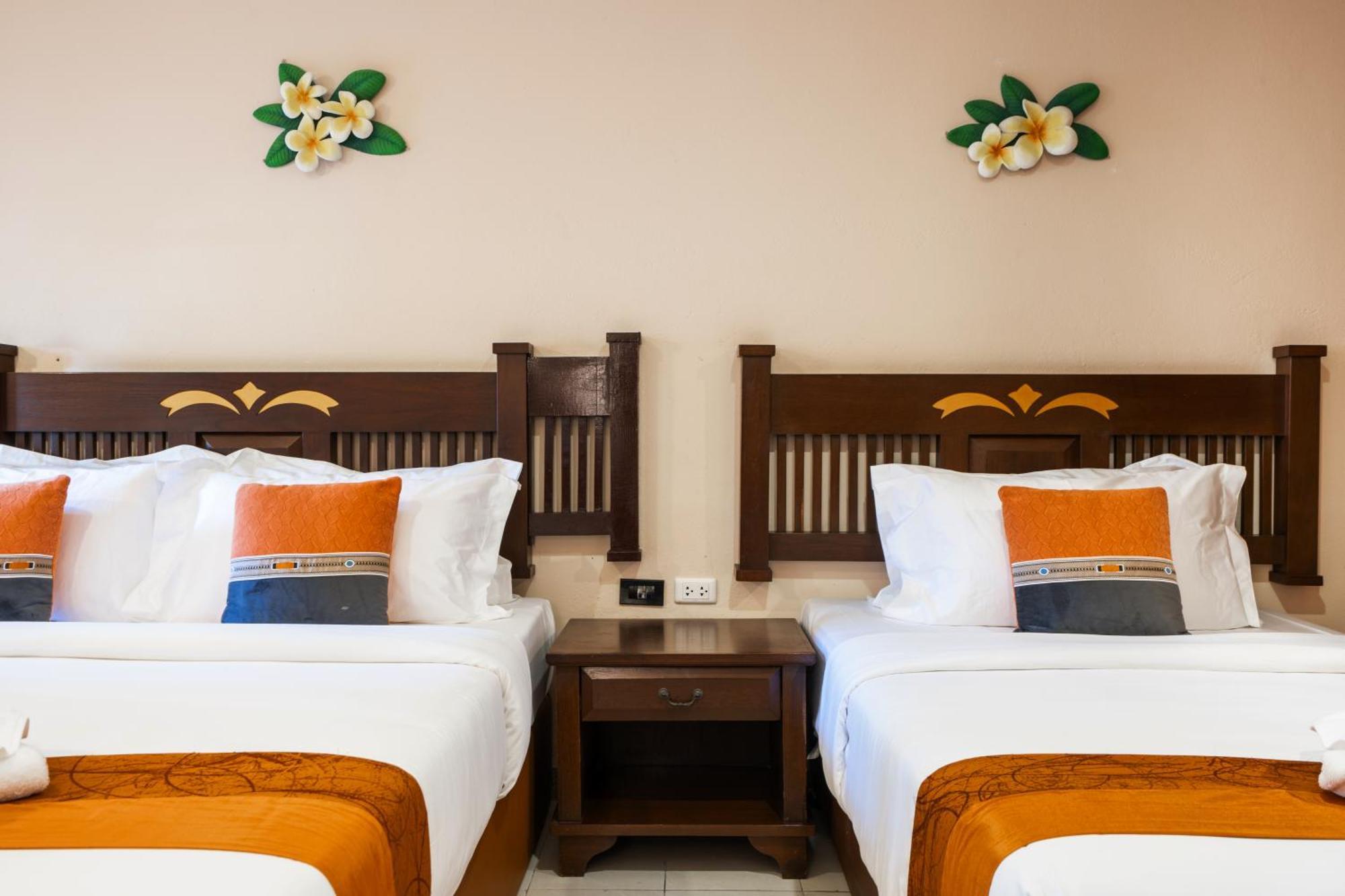 Phuket Leelavadee Hua Ting Resort Patong Екстер'єр фото