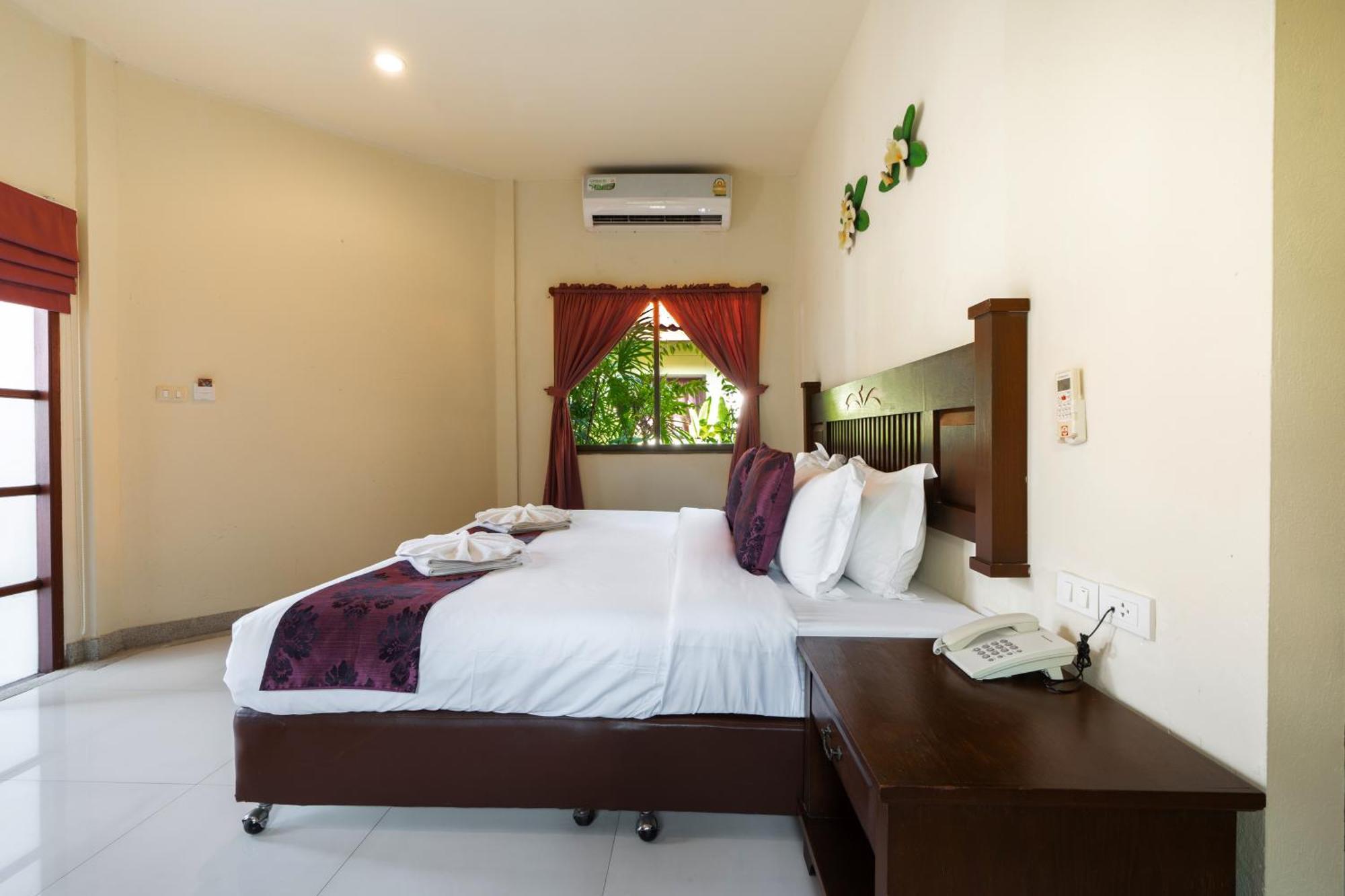 Phuket Leelavadee Hua Ting Resort Patong Екстер'єр фото