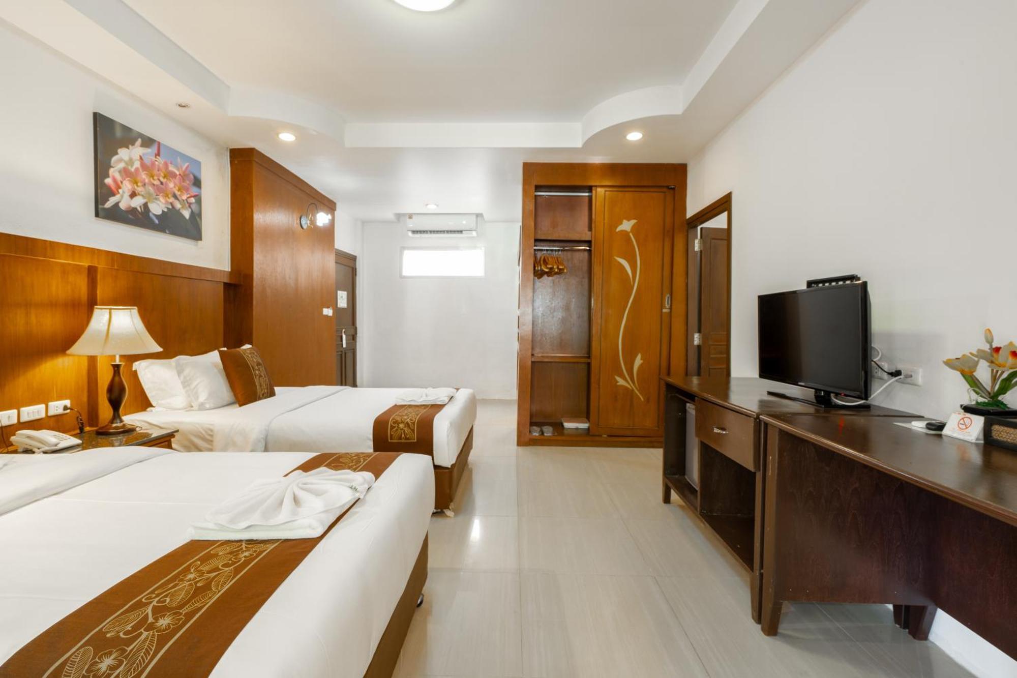 Phuket Leelavadee Hua Ting Resort Patong Екстер'єр фото
