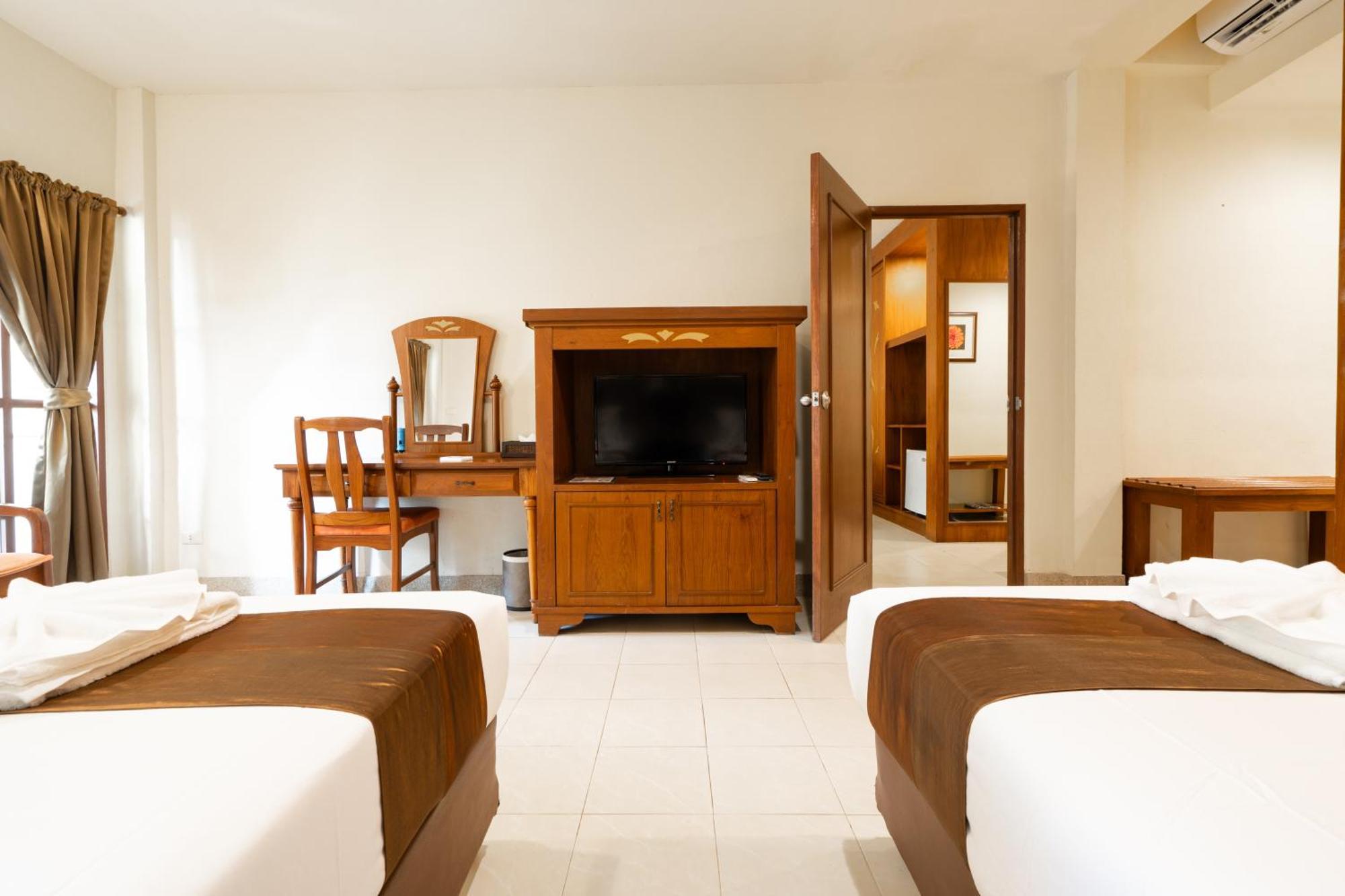 Phuket Leelavadee Hua Ting Resort Patong Екстер'єр фото