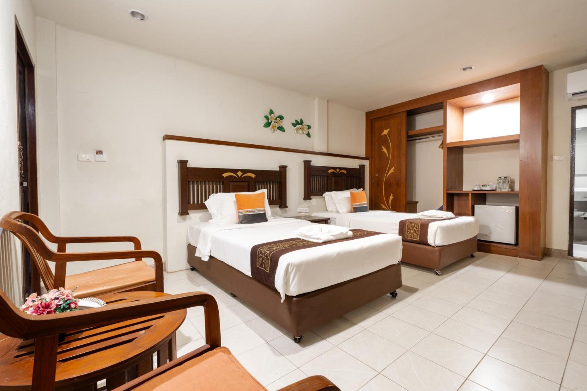 Phuket Leelavadee Hua Ting Resort Patong Екстер'єр фото