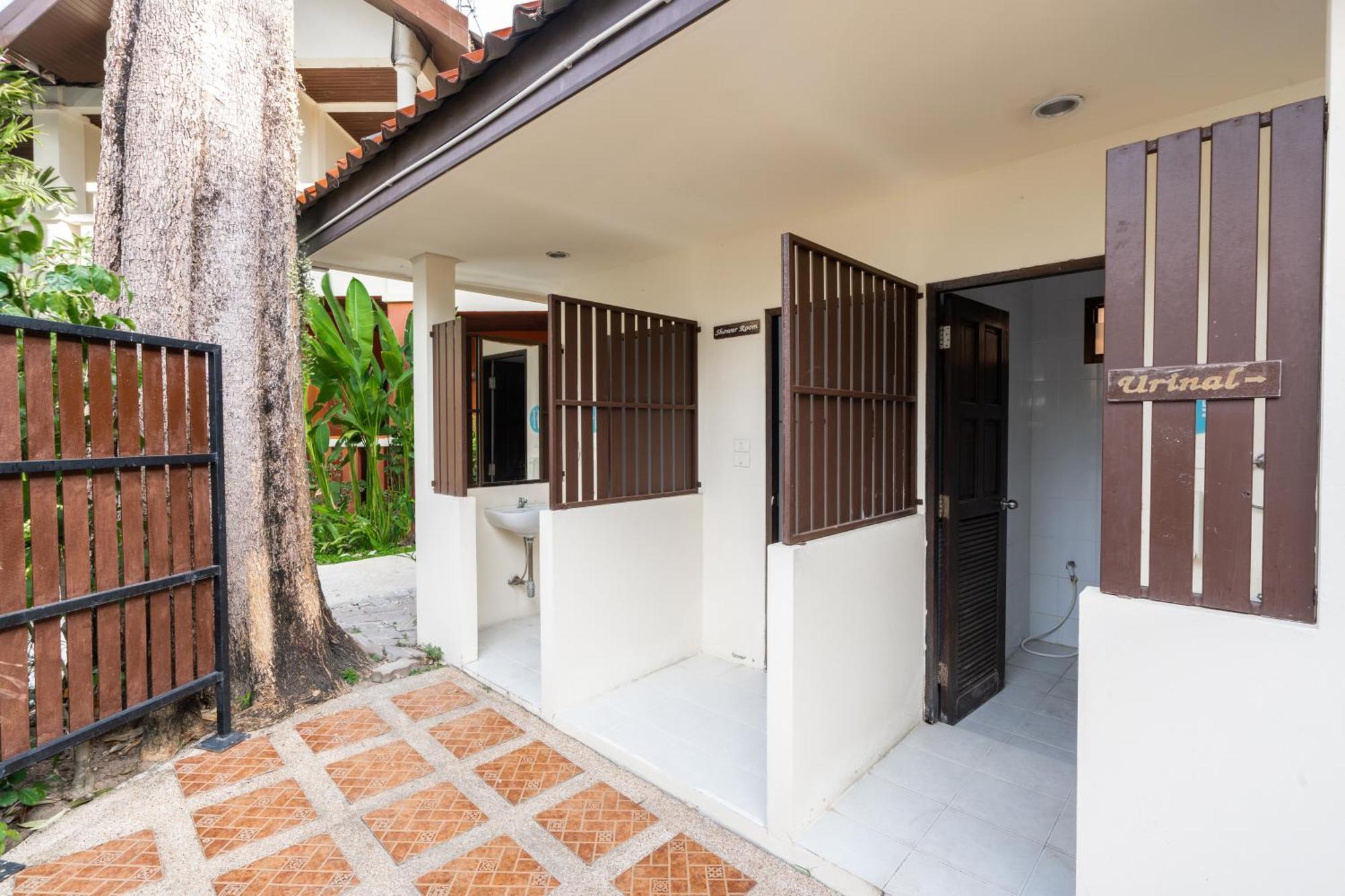 Phuket Leelavadee Hua Ting Resort Patong Екстер'єр фото